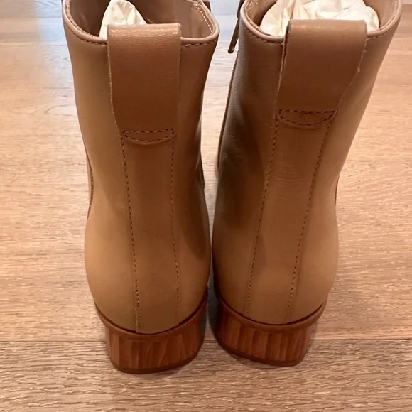 Bernardo Women's Tan Ankle Boots 9.5 - Picture 4 of 6